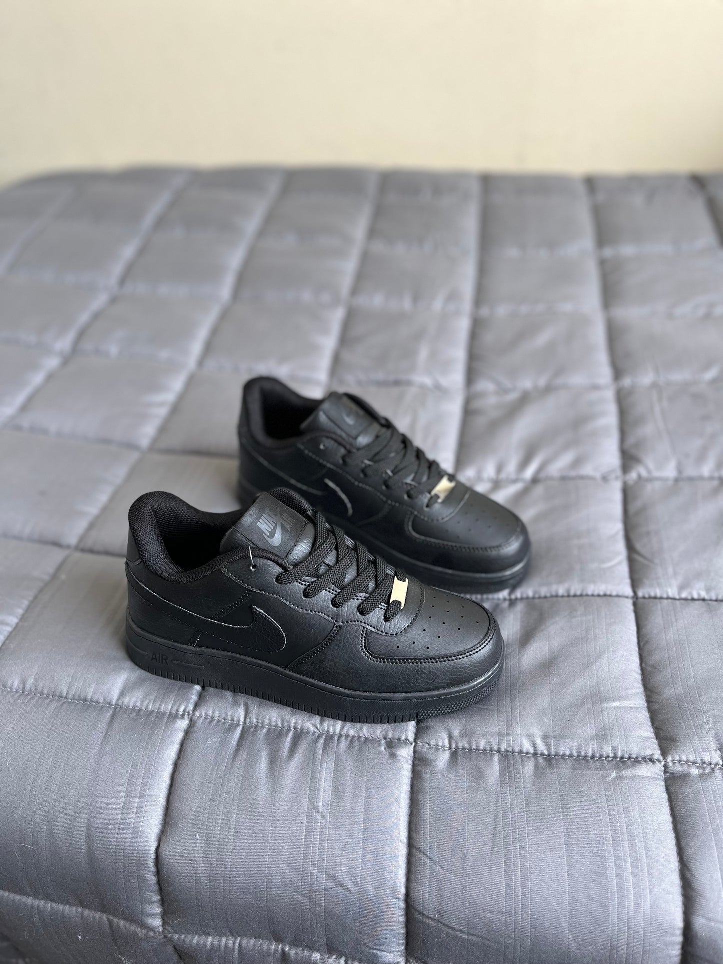 Air Force 1 Black Classic (3AA)