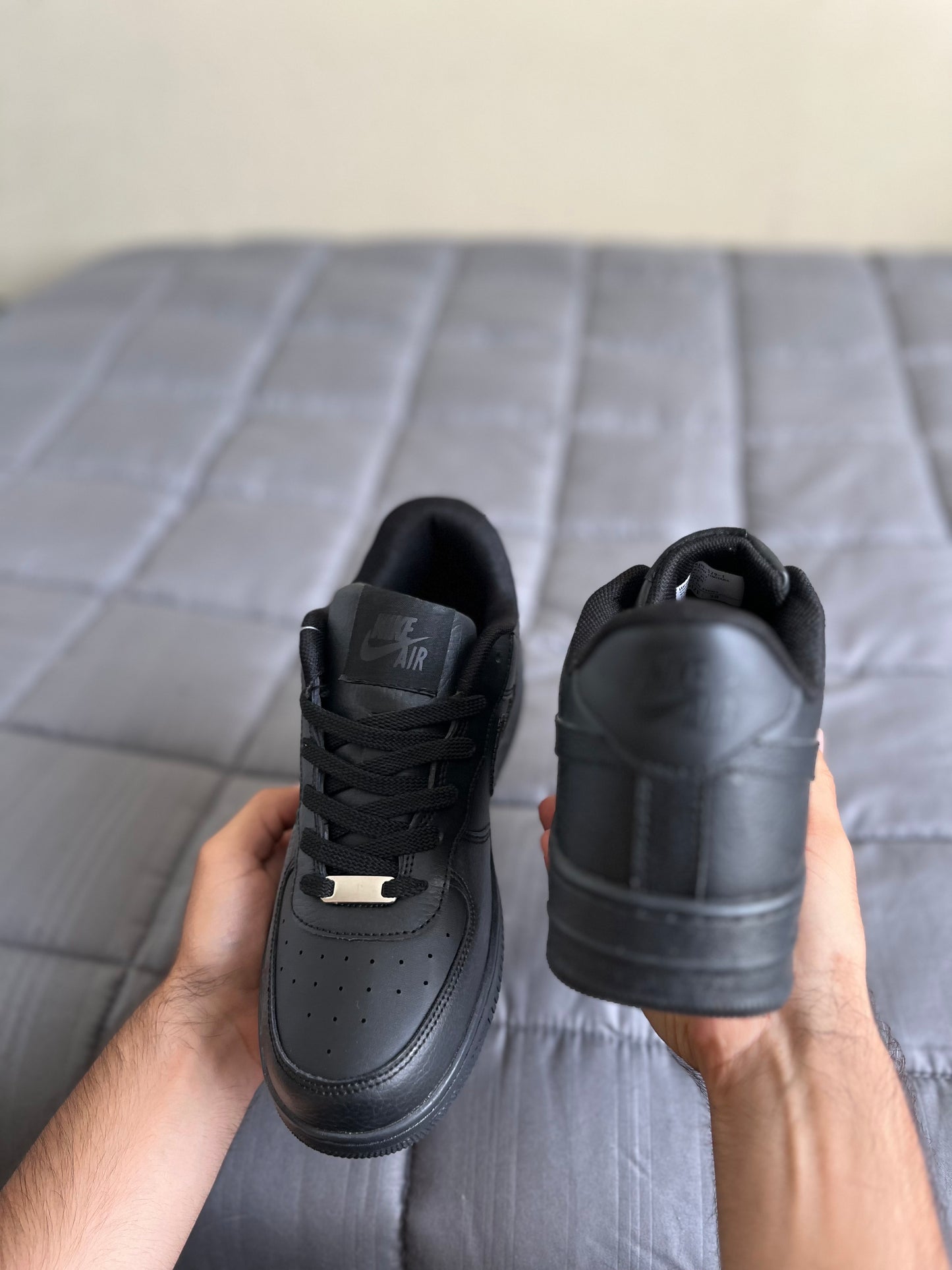 Air Force 1 Black Classic (3AA)