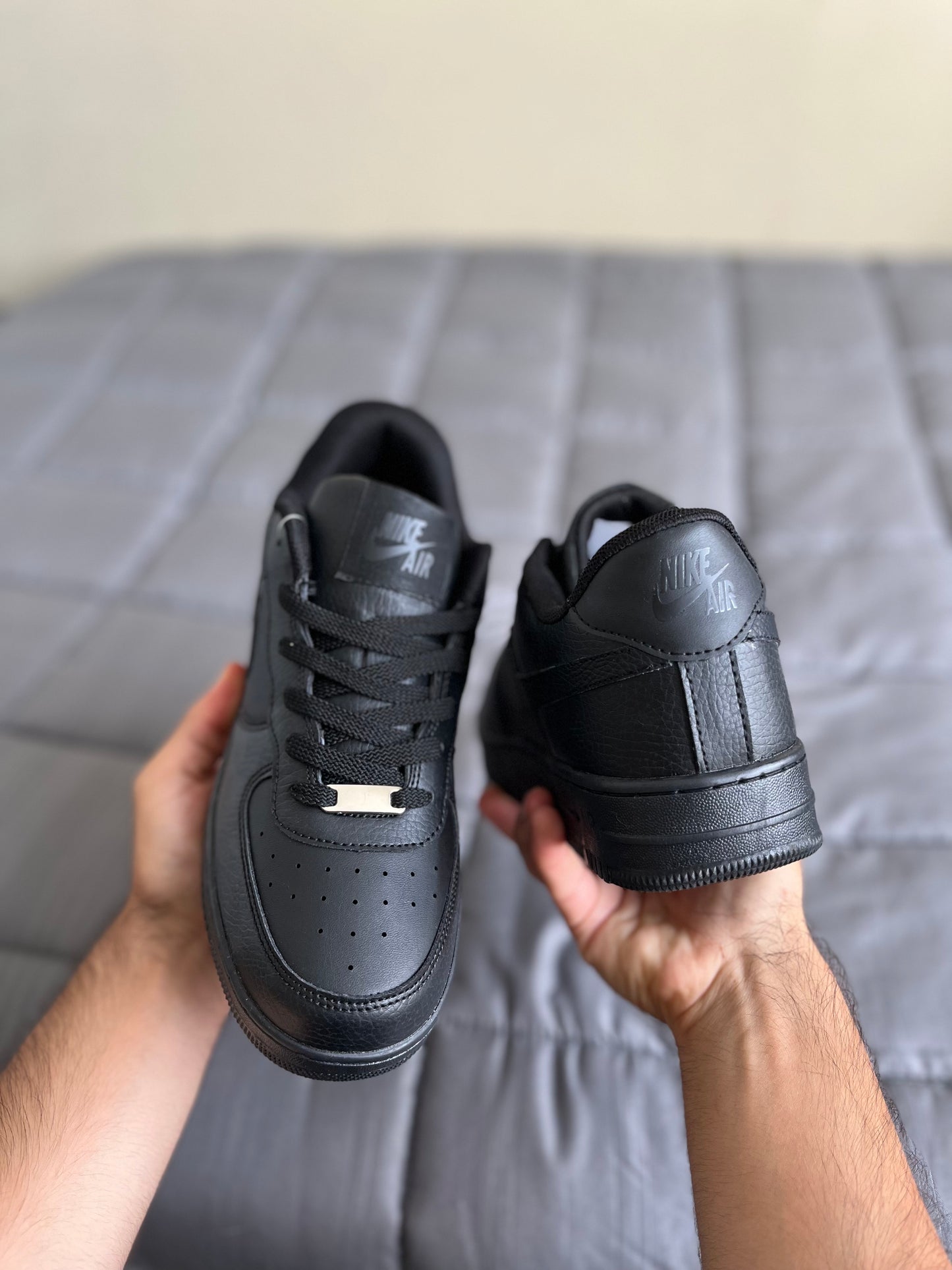 Air Force 1 Black Classic (3AA)