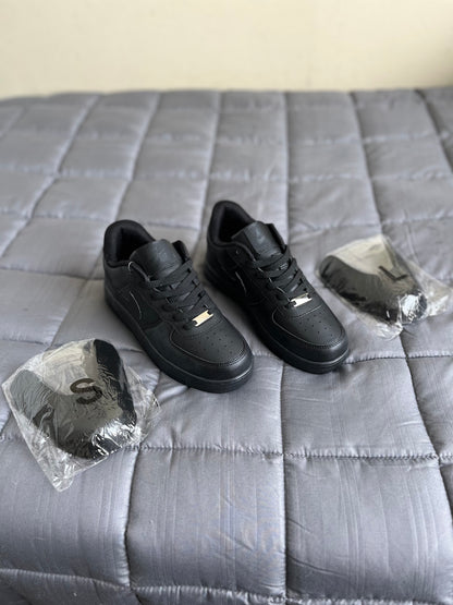 Air Force 1 Black Classic (3AA)