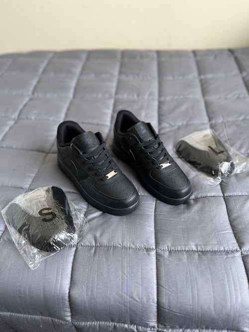 Air Force 1 Black Classic (3AA)